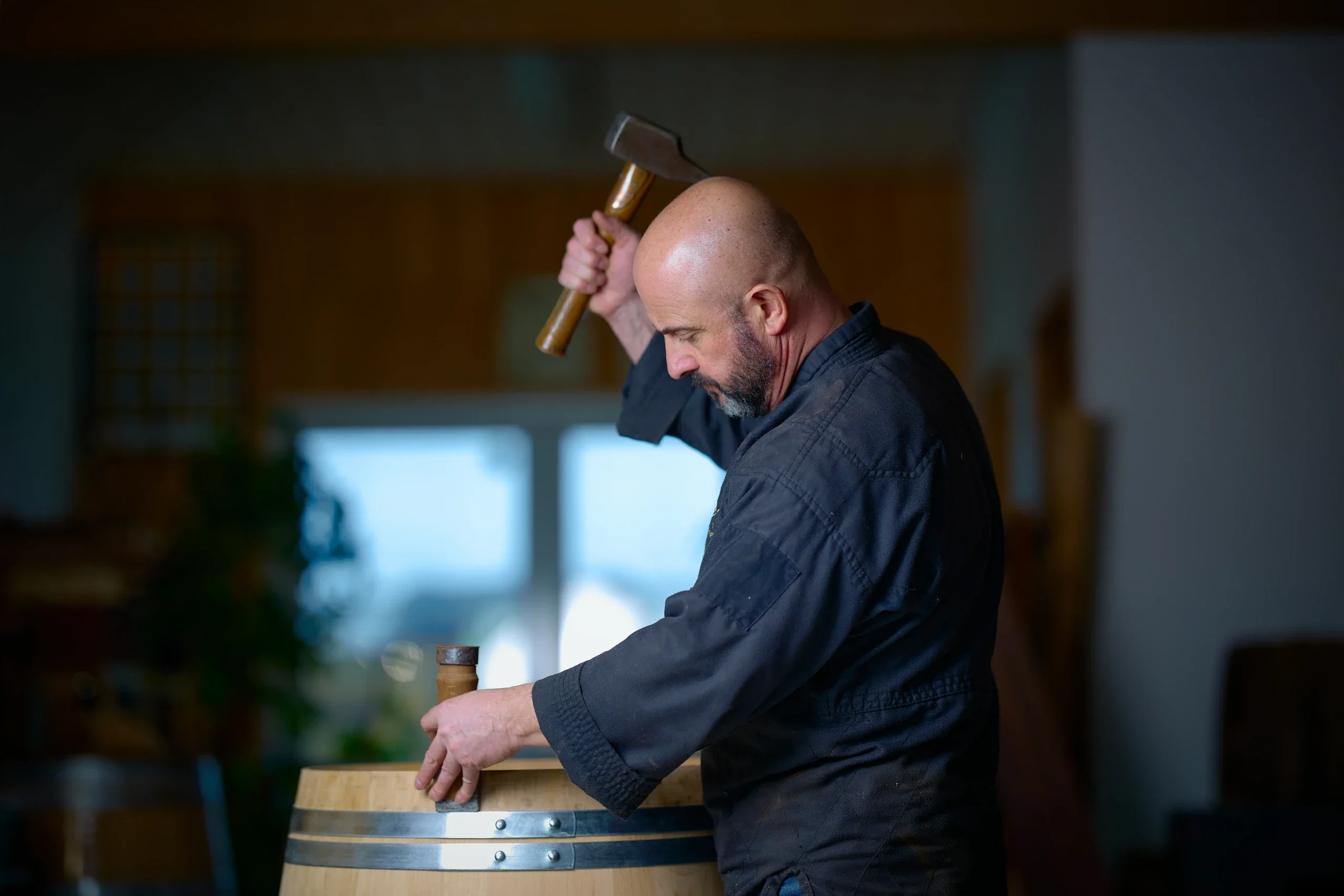 Didier Fésil dans son atelier